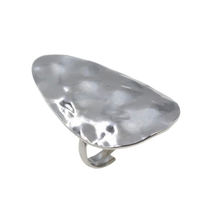 Γυναικείο δαχτυλίδι δάκρυ σφυρήλατο ατσάλι.